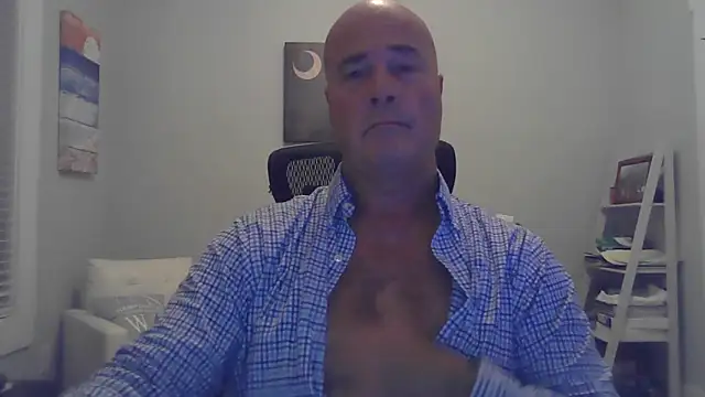 cyclone1212 online show from May 2, 9:14 am