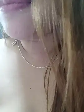 Sweetheart Claire online show from January 9, 3:08 pm