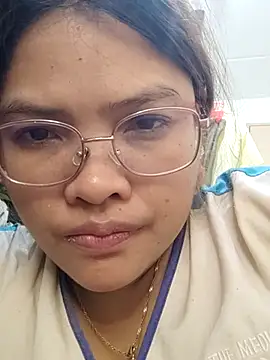 Sweetheart Claire online show from April 17, 11:40 pm