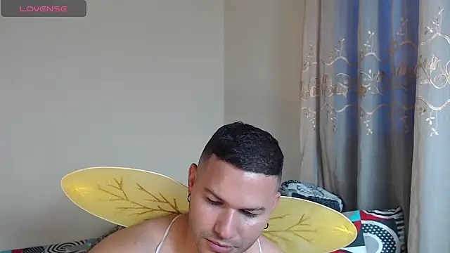 Tim mz01 online show from October 31, 7:54 pm