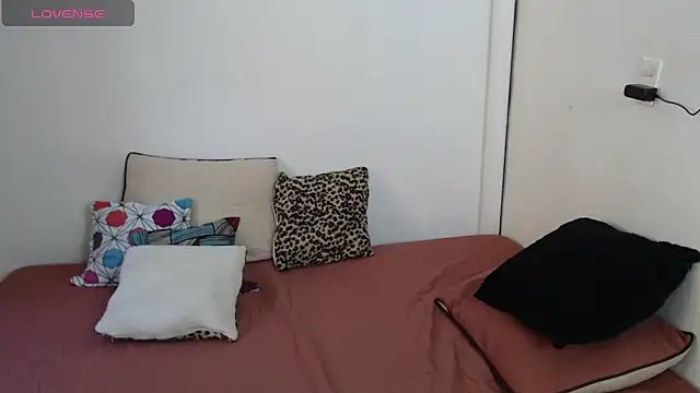 Snapshot of Tim_mz01 chatting on June 9, 5:58 pm Tim mz01 online show from June 9, 5:58 pm