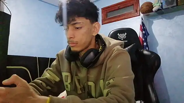 Dark DesireX online show from March 8, 7:39 pm