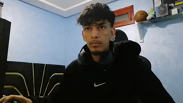 Dark DesireX online show from October 28, 11:20 am