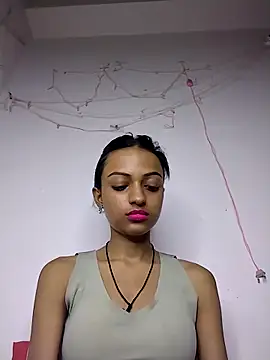 Your-Kitkat online show from March 12, 6:12 pm