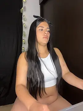 Snapshot of Megaan_smith chatting on September 20, 11:43 pm Megaan smith online show from September 20, 11:43 pm