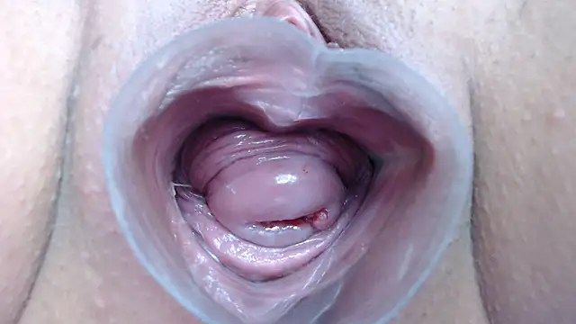 Snapshot of Princess_pussy01 chatting on February 26, 8:42 pm Princess pussy01 online show from February 26, 8:42 pm