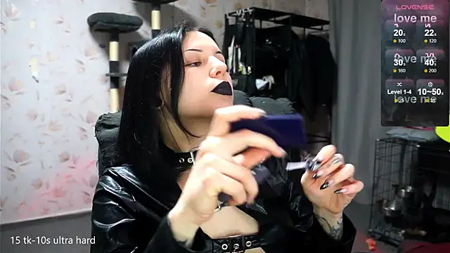 lera smith online show from April 6, 10:11 pm