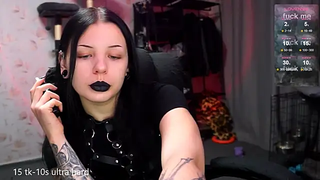 lera smith online show from February 8, 10:18 pm