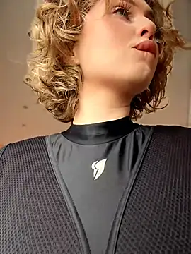 KellyKeler online show from March 26, 10:24 am