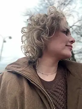 Snapshot of KellyKeler chatting on December 19, 1:13 pm KellyKeler online show from December 19, 1:13 pm