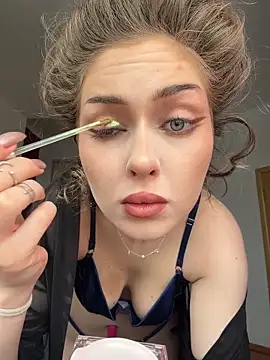 Snapshot of KellyKeler chatting on February 26, 11:10 am KellyKeler online show from February 26, 11:10 am