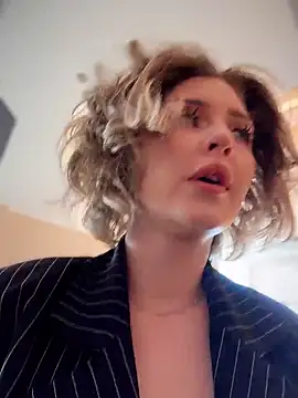 KellyKeler online show from March 15, 10:55 am