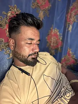 Munny6677 online show from November 24, 7:03 pm