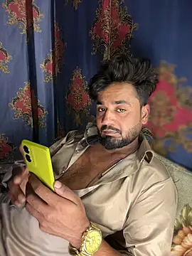 Munny6677 online show from March 26, 7:45 pm