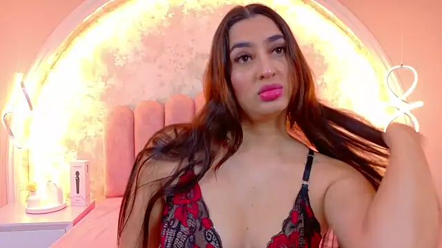 JasmineRhodes online show from February 5, 12:23 pm