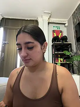 JasmineRhodes online show from July 16, 12:57 pm