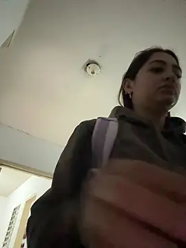 JasmineRhodes online show from April 24, 12:18 pm
