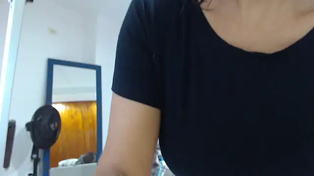 KimScarleth online show from February 6, 3:52 pm