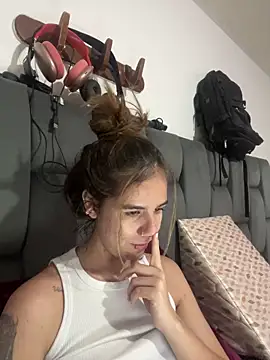 AllieYourGirl online show from December 20, 10:56 pm