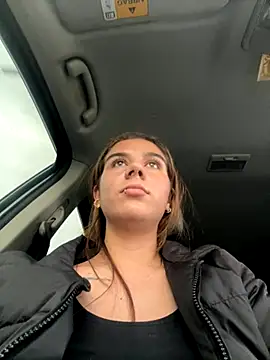 AllieYourGirl online show from November 19, 9:59 pm