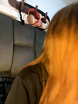 AllieYourGirl online show from November 12, 11:19 pm