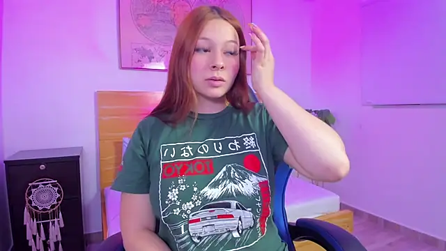 kitty sweeety  online show from April 17, 7:49 pm