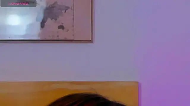 Snapshot of kitty_sweeety_ chatting on December 16, 12:31 pm kitty sweeety online show from December 16, 12:31 pm