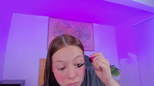 kitty sweeety  online show from March 31, 12:40 pm