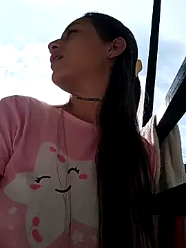 Arii collins1 online show from September 20, 9:20 pm