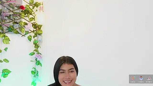 Snapshot of saraBow chatting on October 7, 5:58 pm saraBow online show from October 7, 5:58 pm