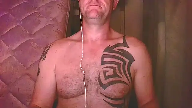 Snapshot of Yournaughty chatting on October 25, 6:34 am Yournaughty online show from October 25, 6:34 am