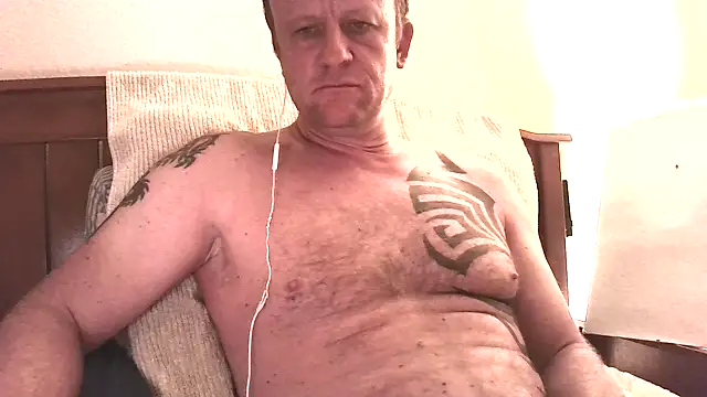Yournaughty online show from June 16, 7:08 am