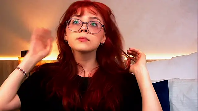 Nora  Ray online show from May 23, 7:35 pm