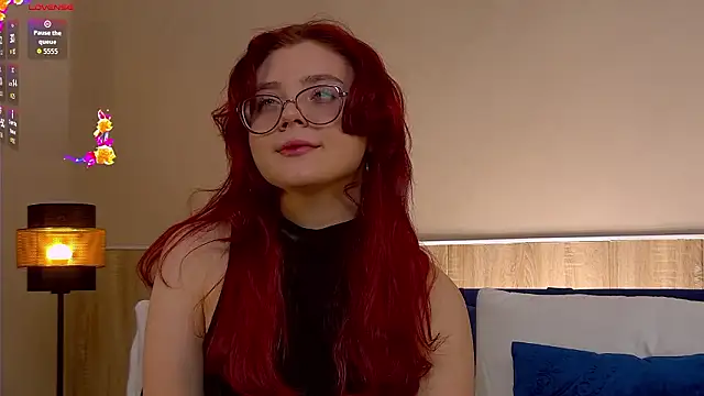 Nora  Ray online show from February 5, 7:21 pm