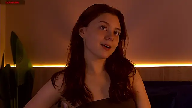 Nora  Ray online show from September 26, 11:33 pm