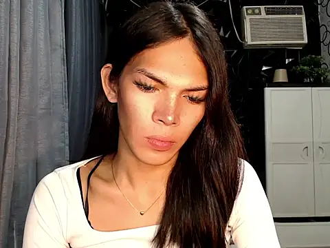 Snapshot of ladyhotcuming chatting on June 15, 7:57 pm ladyhotcuming online show from June 15, 7:57 pm