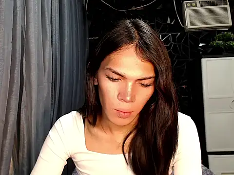 Snapshot of ladyhotcuming chatting on June 9, 7:26 pm ladyhotcuming online show from June 9, 7:26 pm
