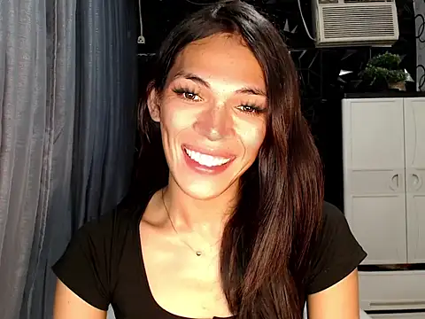 Snapshot of ladyhotcuming chatting on June 22, 11:18 am ladyhotcuming online show from June 22, 11:18 am