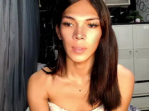 ladyhotcuming online show from May 27, 1:57 am