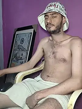 bigcockwhite777 online show from April 26, 11:46 pm