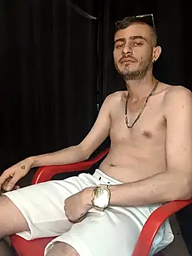 bigcockwhite777 online show from February 1, 1:37 am