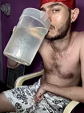 bigcockwhite777 online show from April 21, 1:42 am