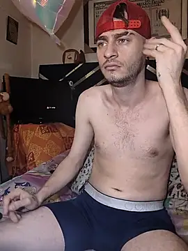 bigcockwhite777 online show from February 11, 11:48 pm