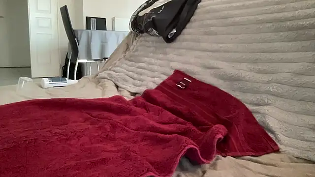 j erem  online show from November 15, 12:42 pm