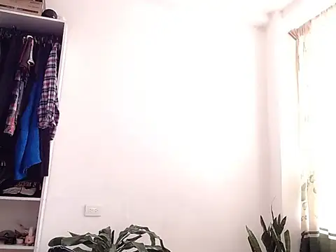 saara johnson496 online show from March 11, 5:07 pm