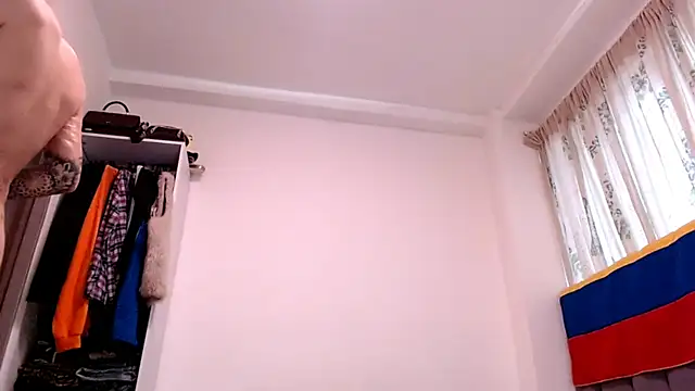 Snapshot of saara_johnson496 chatting on July 15, 11:06 am saara johnson496 online show from July 15, 11:06 am