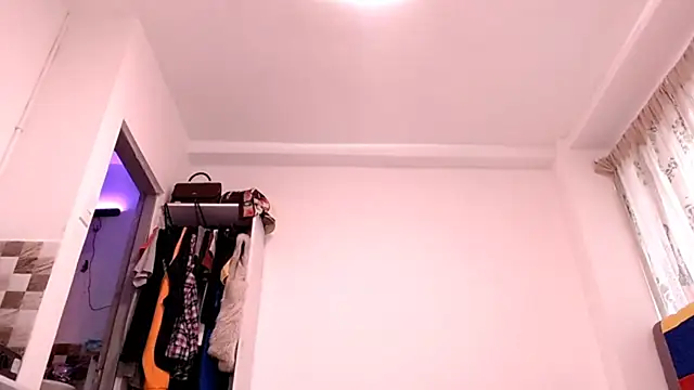 Snapshot of saara_johnson496 chatting on July 8, 11:11 am saara johnson496 online show from July 8, 11:11 am
