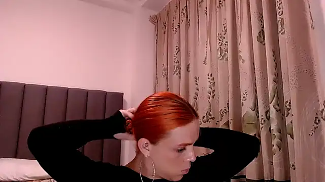 Snapshot of saara_johnson496 chatting on June 20, 12:04 am saara johnson496 online show from June 20, 12:04 am