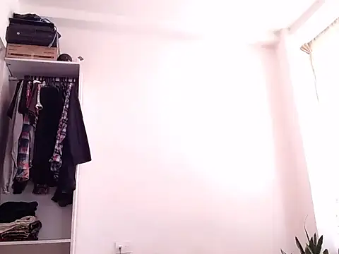 saara johnson496 online show from March 16, 1:37 pm