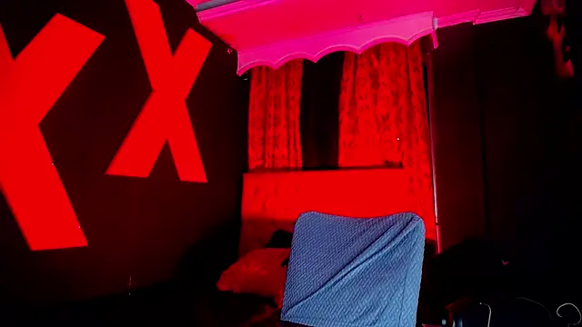 abrilbigcock online show from May 10, 11:39 pm